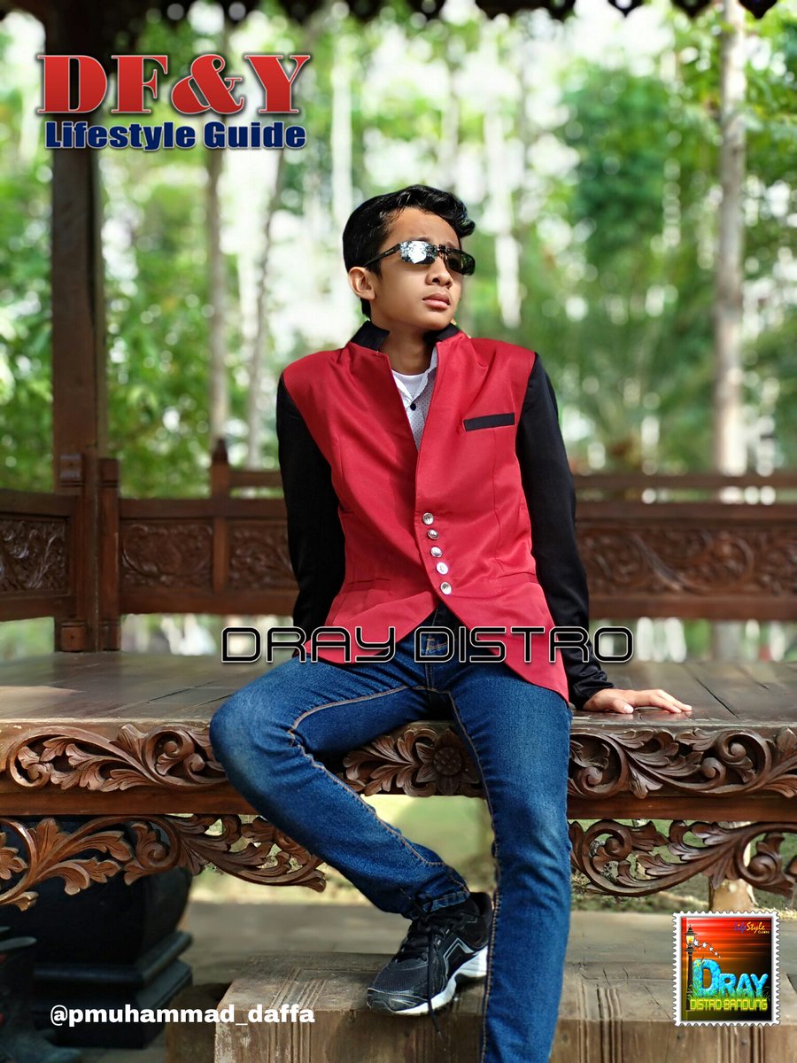 DrayDistro's tweet photo. When in doubt,  wear RED

Contact us 
WA 08886020472

Visit  us at
https://t.co/9JXdAuSvFu

Best Regard
@DrayDisdray

#blazer #fashion #style #menswear #mensfashion #menstyle #blazertrendy #bandungstyle #bandungfashion #indonesia https://t.co/K8a4UwZ4ty