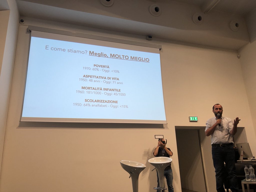 marisandralizzi's tweet image. Perché tanta paura se il progresso  tecnologico ha portato così tanti miglioramenti?  @ferrazza oggi a Parma #DigitalSalesLab