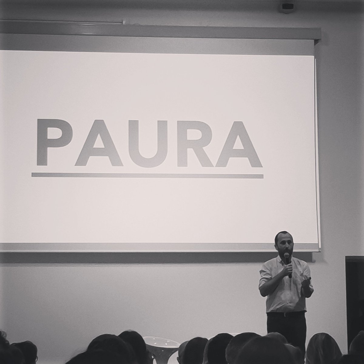 alerigolli's tweet image. Al Digital Sales Lab interessante intervento di Federico Ferrazza, direttore di Wired Italia 
#DigitalSalesLab #dsl2018 #sdbawards #wired @wireditalia @LENFormazione