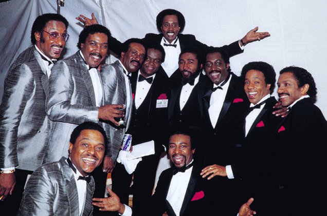 AngieGreaves's tweet photo. Join me right now on #MagicSoulBreakfast - this week's #MagicSoulSpotlight is dedicated to the awesomeness that are #TheTemptations and #TheFourTops! Join me tonight at 5 for your requests and dedications! 
👉 https://t.co/XYiVwXEpMr 👈 https://t.co/qgh5K6oni6