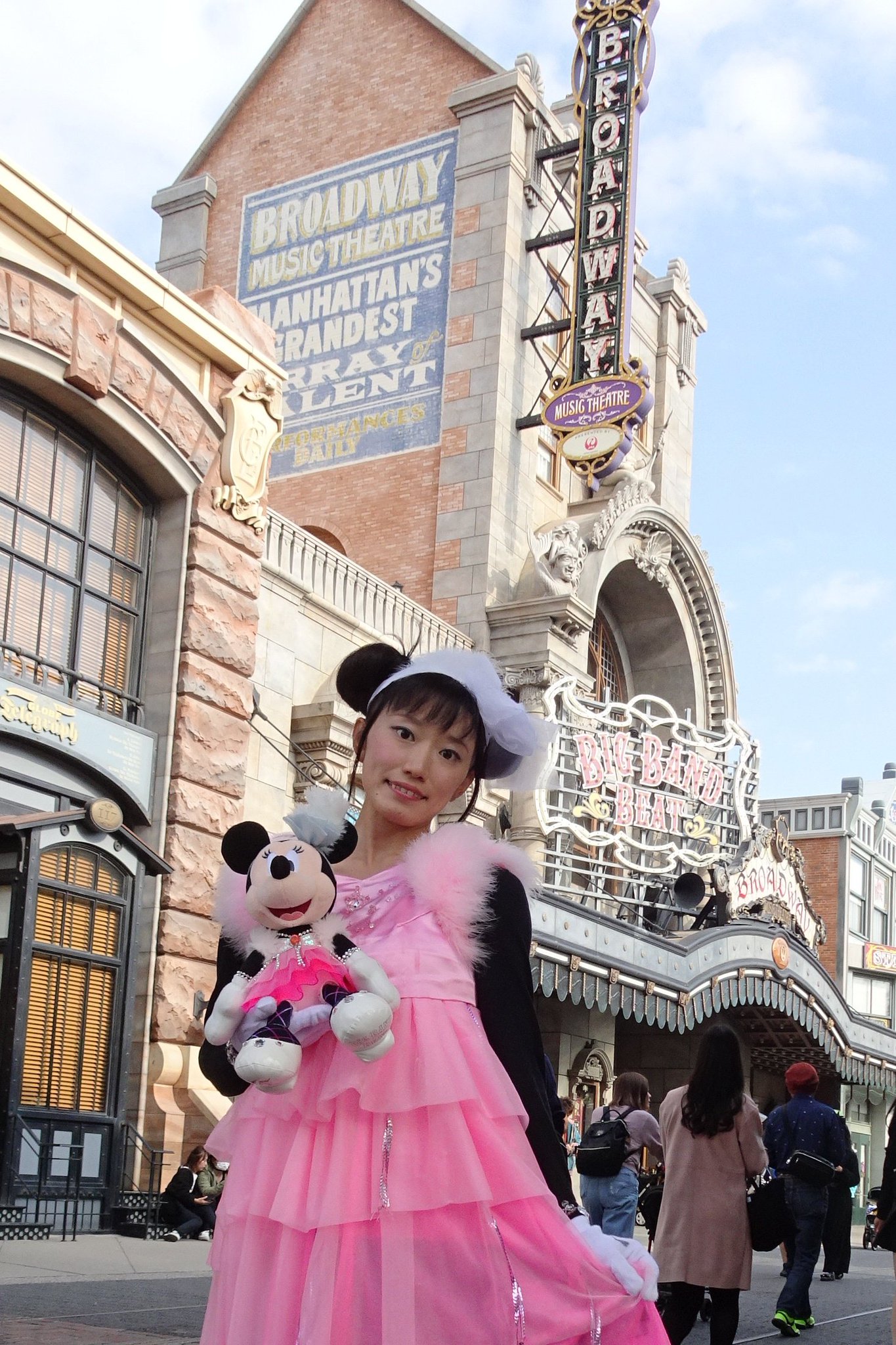 DqafkjwV4AAEgWD.jpg:large