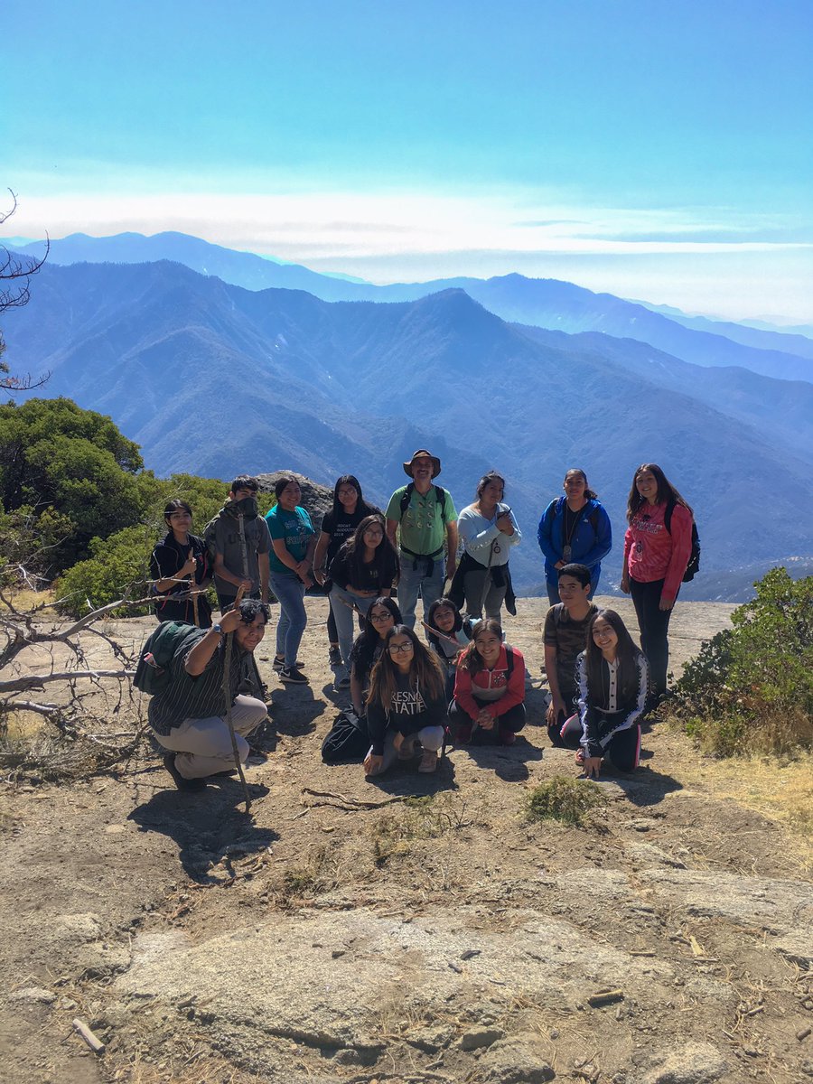 RedcatASP's tweet photo. Great hike up Moro Rock #HikingClub https://t.co/UIf8qtgI4Q
