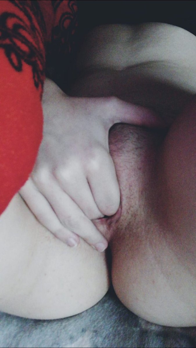 SluttyKimberlyx's tweet photo. Every SINGLE person that RETWEET this will get a STRIP VIDEO!!💕🔥👅❤️💦 https://t.co/FBhN6UMMp1