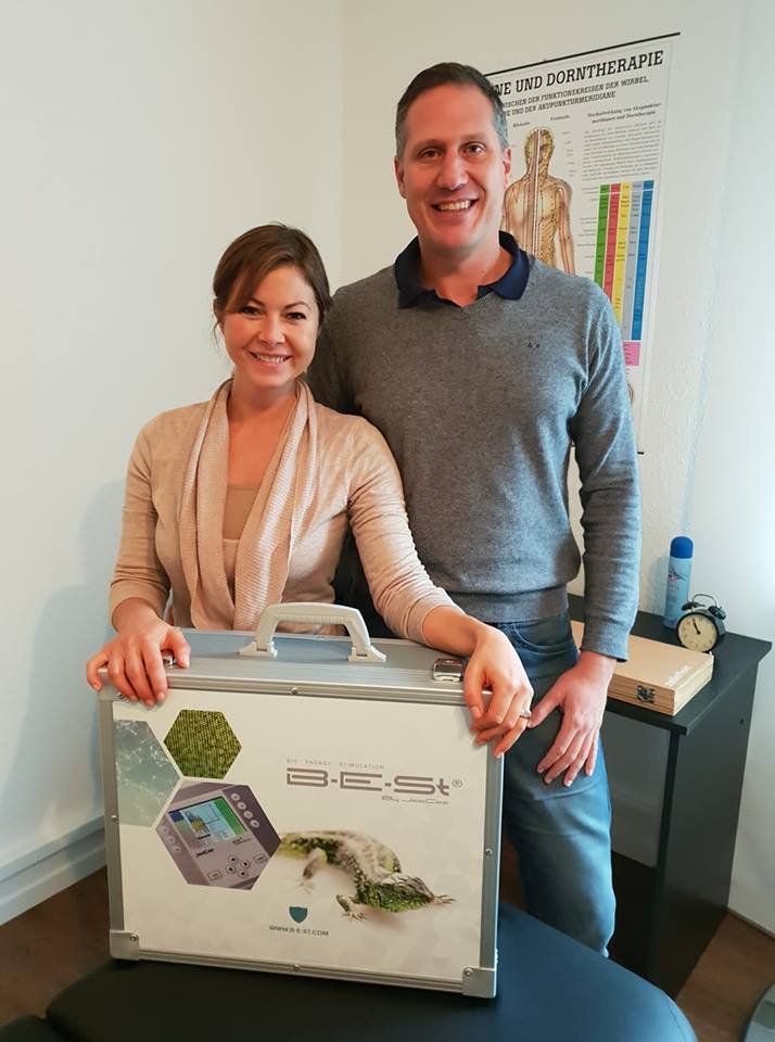 BestbyJeeCee's tweet photo. Always a huge pleasure to meet up with Julia Schuler of Zelleffekt! Great to hear Success stories and new ideas of a happy B-E-St family member. 
#inspiration #passion #healthylifestyle #womenshealth #recovery #zell #microcurrent #frequencies #germany🇩🇪
https://t.co/KyuRFzQyC3 https://t.co/WoGanHtfBd