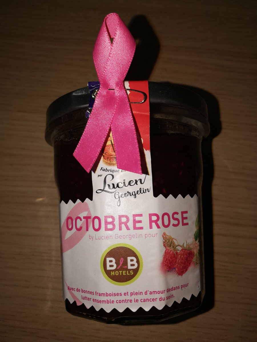 PatrickGalland1's tweet photo. @BBhotelsFR s'associe à la lutte contre du sein en vendant des pots de confiture et en offrant un pin's. Très belle initiative #octobrerose #luttecontrelecancerdusein #enfiniraveclecancerdusein #octoberinpink #breastcancerawernessmonth #timetoendbreastcancer https://t.co/EHrHZ9wlQ3