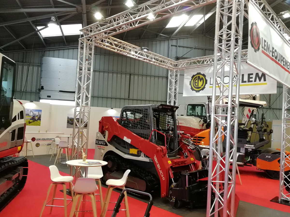 GroupeLem's tweet image. Dernier jour d&apos;@artibat2018 ! Retrouvez-nous sur le stand 👉1A01👈 pour voir la nouvelle pelle #Takeuchi 2150R !