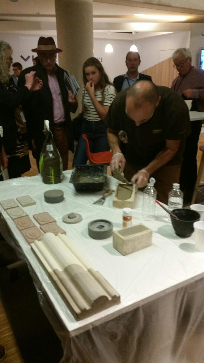 GroupeVicat's tweet photo. A l'occasion du Salon International du Patrimoine, venez participer aux ateliers autour du ciment naturel Prompt, pour une démonstration de moulage d'éléments décoratifs, de 11h à 12h et de 15h à 16h tous les jours à coté de notre stand E5, espace Geste d'Or en salle Soufflot. https://t.co/qt618442nd