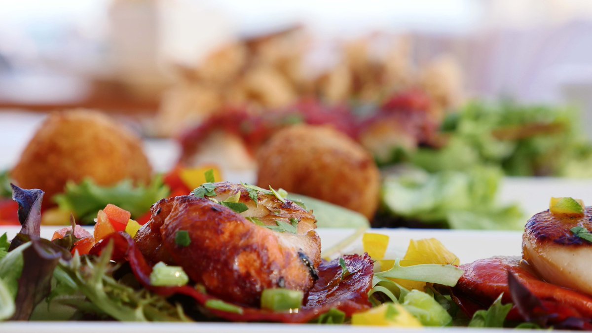 BillyHundredsUK's tweet photo. Plans this weekend? Come and see us!

Click here to book: https://t.co/AaGJcZnG5q
Or call us on 01702 808 350
> We do NOT take bookings via social media

#Essex #Tapas https://t.co/FiBZrE46xI