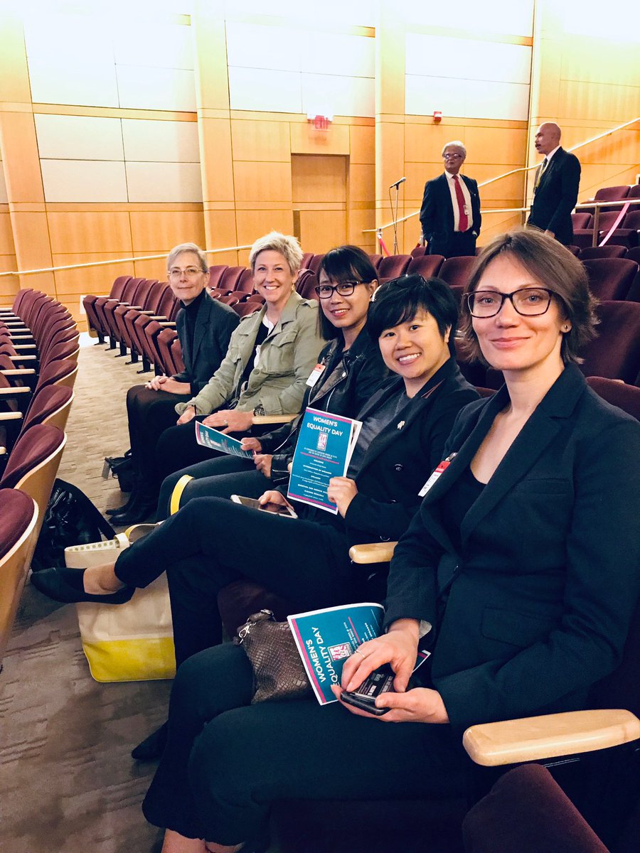 SportsEmpower's tweet image. Visiting @statedept for Executive Women @ State event with guest speaker @LauraCGentile of @espnW! 💪🏽🎥💥 #GSMP2018 #sportsdiplomacy
