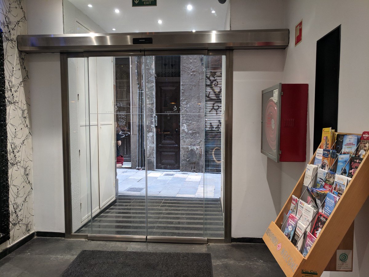 Clo3 On Twitter Checking In To My Gothic Quarter Digs For - 