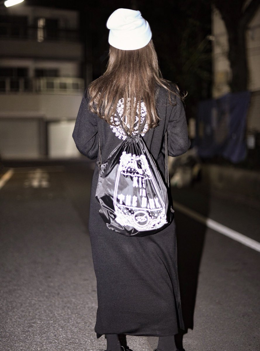 Kryclothing 仕様 Circle Nagai Vネックロングニットワンピース 着丈117 身幅50 アクリル 100 モデル 日向すず 150cm