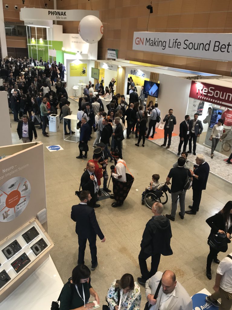 #AudiologyInfos #FIA2018 Verso l’inizio dei lavori del 19* #congresso degli #audioprotesisti #italiani: vivacità all’#esposizione #tecnica e #commerciale in attesa dell’apertura. Anche il nuovo numero della nostra #rivista accoglie i milleseicento partecipanti. #Diretta #Twitter