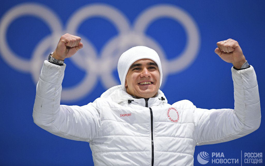 Медведева фигуристка. Пхенчхан командный турнир фигурное катание. Серебряный призер олимпиады 2018. Пеллегрино лыжник рост. Евгения медведева 2022.