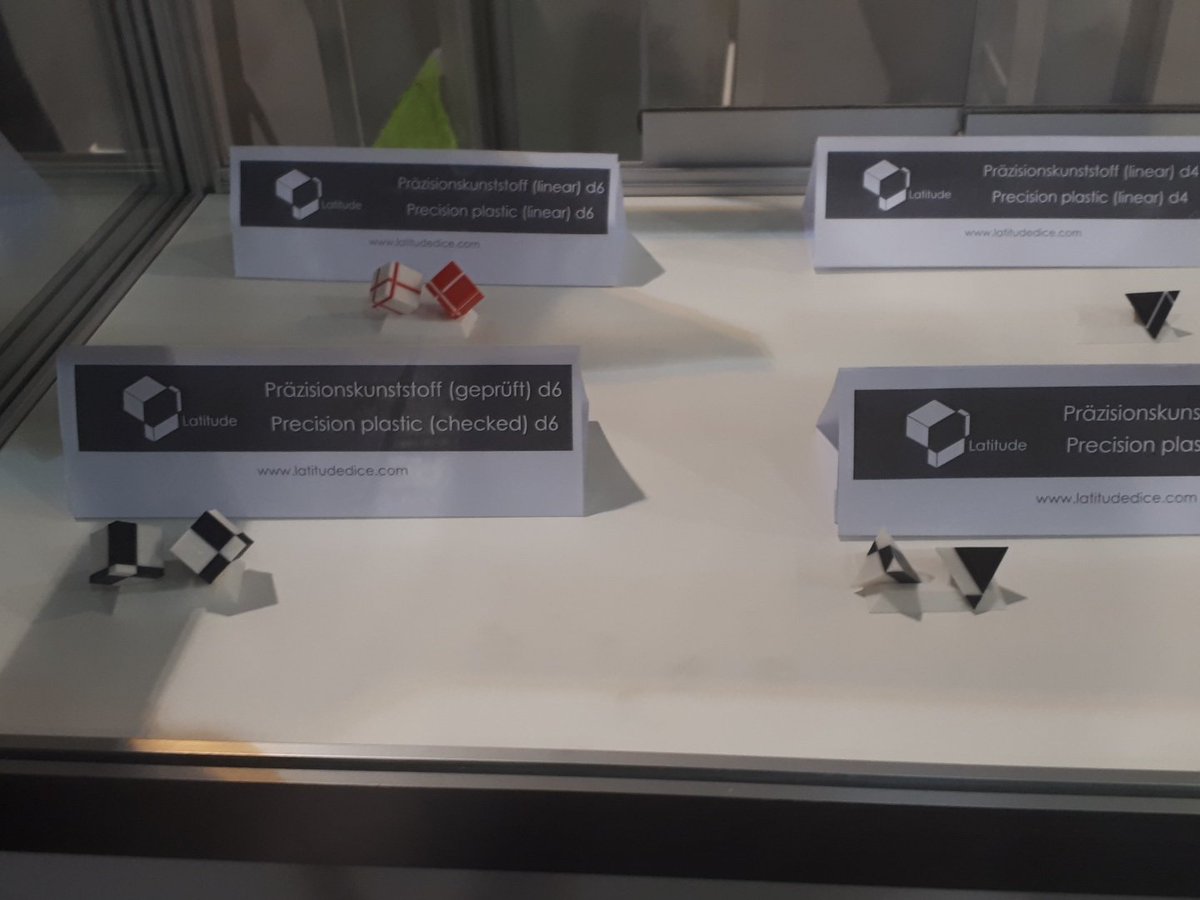 NicovanPelt's tweet photo. @LatitudeDice, always love me a custom die https://t.co/HnH2hUbtBB