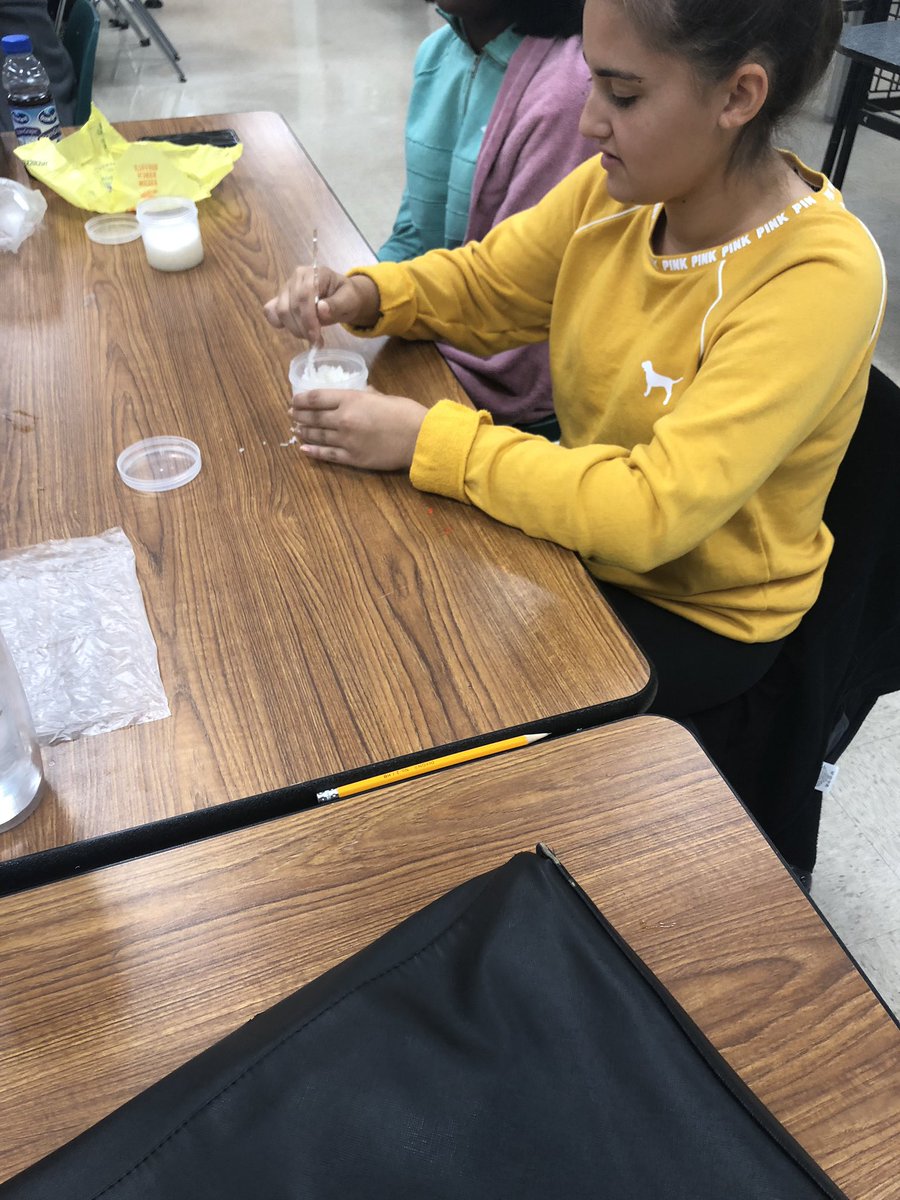 Color_Me_Crazee's tweet photo. Cosmetology 1 making foot scrub 👣 #BoldlyGoing #NewCte #fabulousfeetfriday https://t.co/stCr9lSLuz