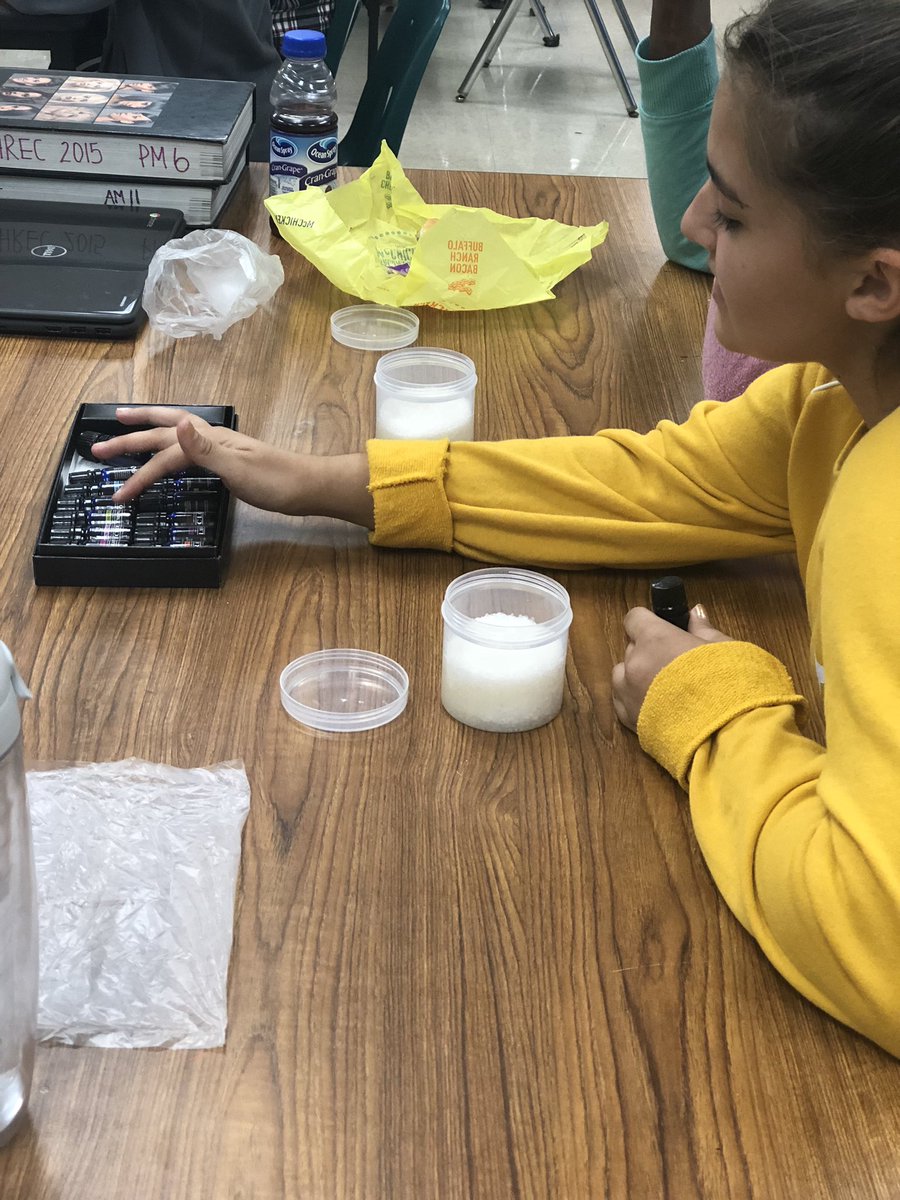 Color_Me_Crazee's tweet photo. Cosmetology 1 making foot scrub 👣 #BoldlyGoing #NewCte #fabulousfeetfriday https://t.co/stCr9lSLuz