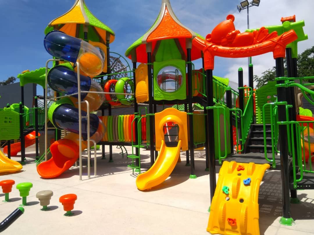 ChickenInnZW's tweet photo. Exciting news everyone! Chicken Inn Msasa will soon be opening a safe, outdoor play area for every Little Chicky, so they can play away while you enjoy your favourite Chicken Inn meals! #WatchThisSpace #ComingSoon #ChickenInn #LuvDatChicken #LittleChicky #PlayArea https://t.co/AkRYGt3Siq