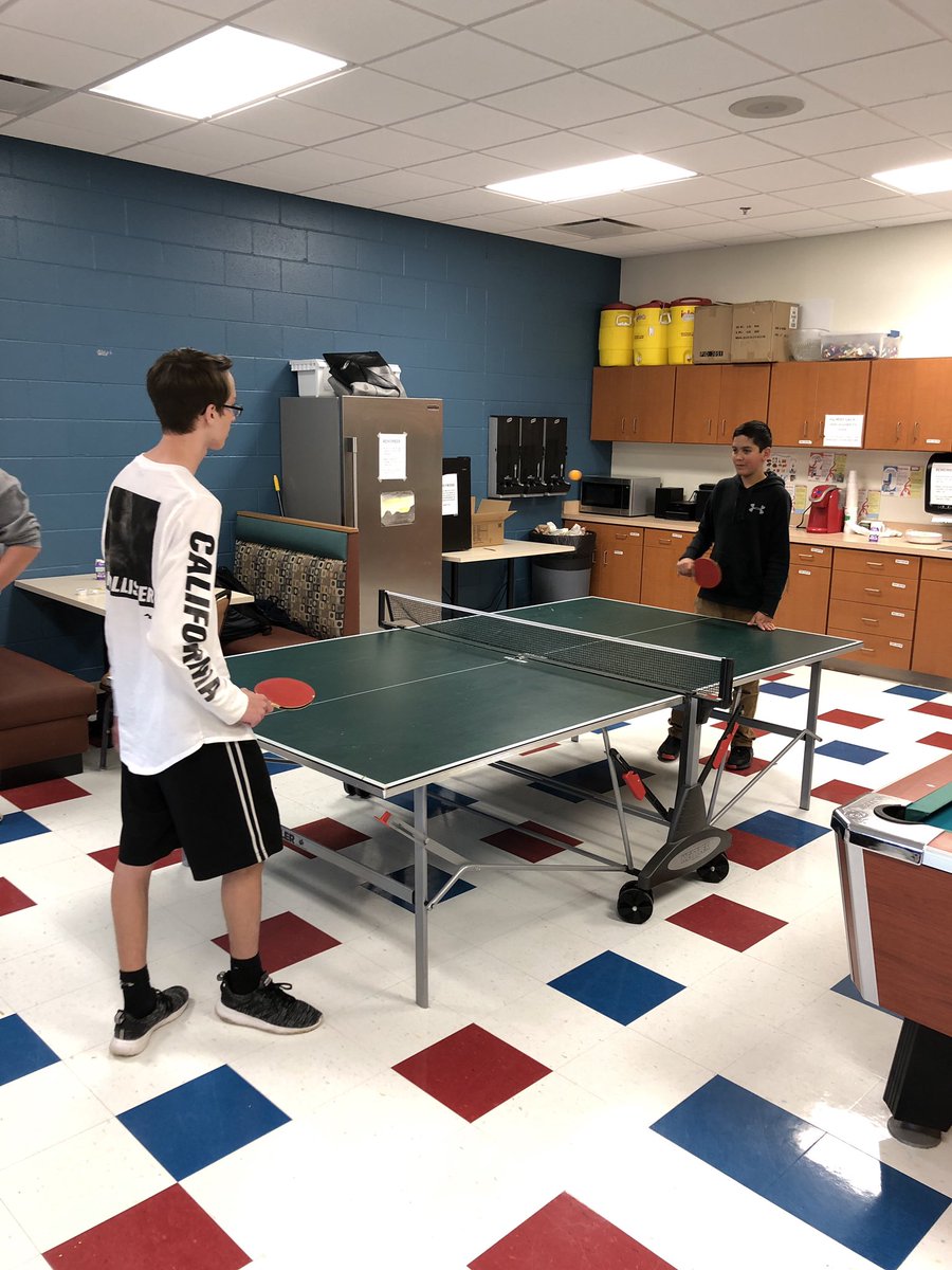 CadillacYMCA's tweet photo. This is about to get serious. #pingpong #extreamsports https://t.co/5eNWCesnKM