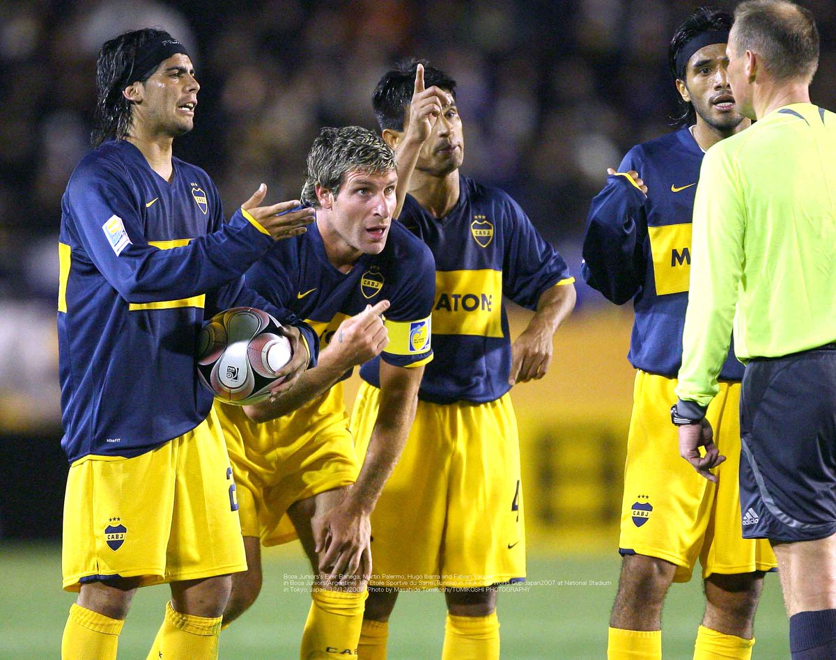Boca Juniors's Ever Banega, Martin Palermo, Hugo Ibarra and Fabian Var...