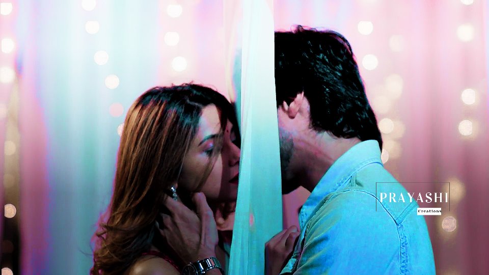 ❝rohne de aaj humkodoo ankhe sujah ne dey...❞Phuckingggggg feelsss #AdiYa  #Bepannaah