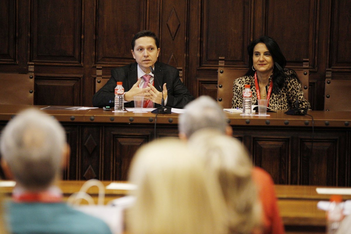 alumniusal's tweet image. #AlumniEspaña2018 | Es el turno del proyecto sobre empleo y empleabilidad en las universidades españolas