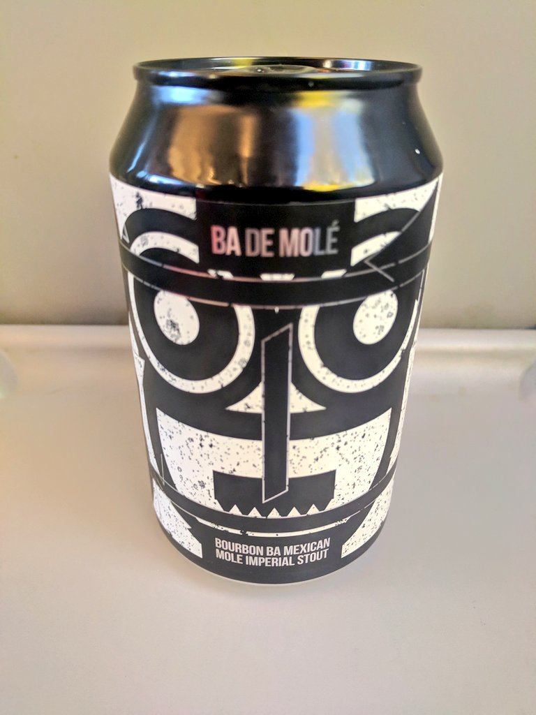 Train beer game is strong. Starting as I mean to go on. Edinburgh bound.
#trainbeer #craftbeer