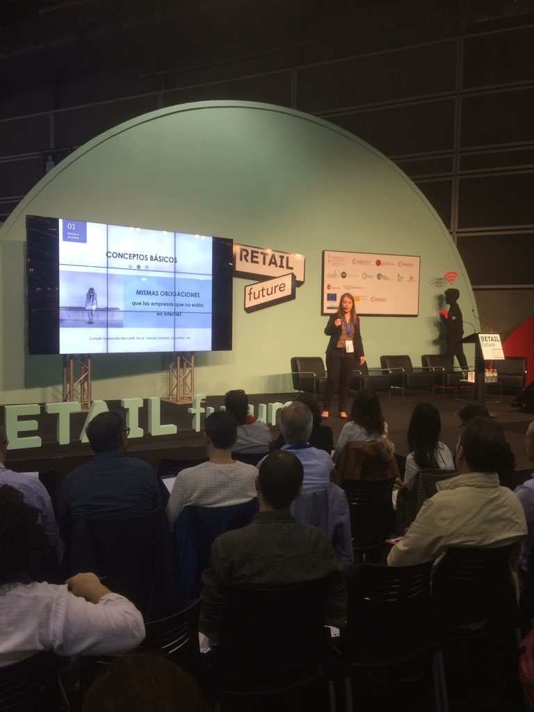 RETAIL Digital tweet media