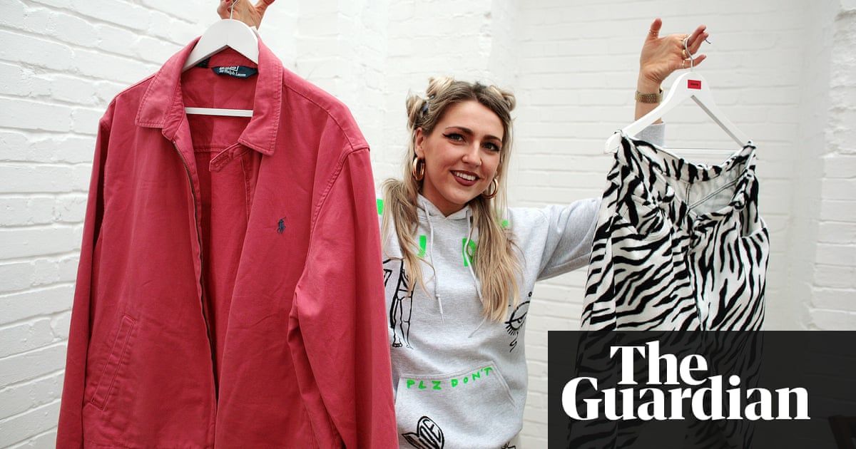GoodOnYou_App's tweet photo. "Young people are more conscious about the future of the planet. #Recycling and buying #vintage clothing is contributing to to consuming clothes in a better way." Learn more @depop on @guardian: https://t.co/rSptn3K8EU #ethicalfashion #secondhand https://t.co/dJGG1J2V0F