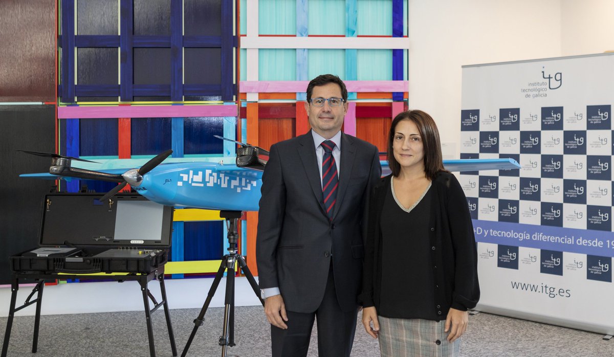 El @ITGGalicia y su socio, Star Defence Logistincs &amp; Engineering han presentado un innovador #dron capaz de volar hasta nueve horas de forma inteligente y autónoma: bit.ly/2PVETh9 ¡Enhorabuena! #tecnología #innovación #industria40 Para presumir ¿verdad <a href="/juanluispolo/">Juan Luis Polo (remotamente trabajando)</a>? 😝