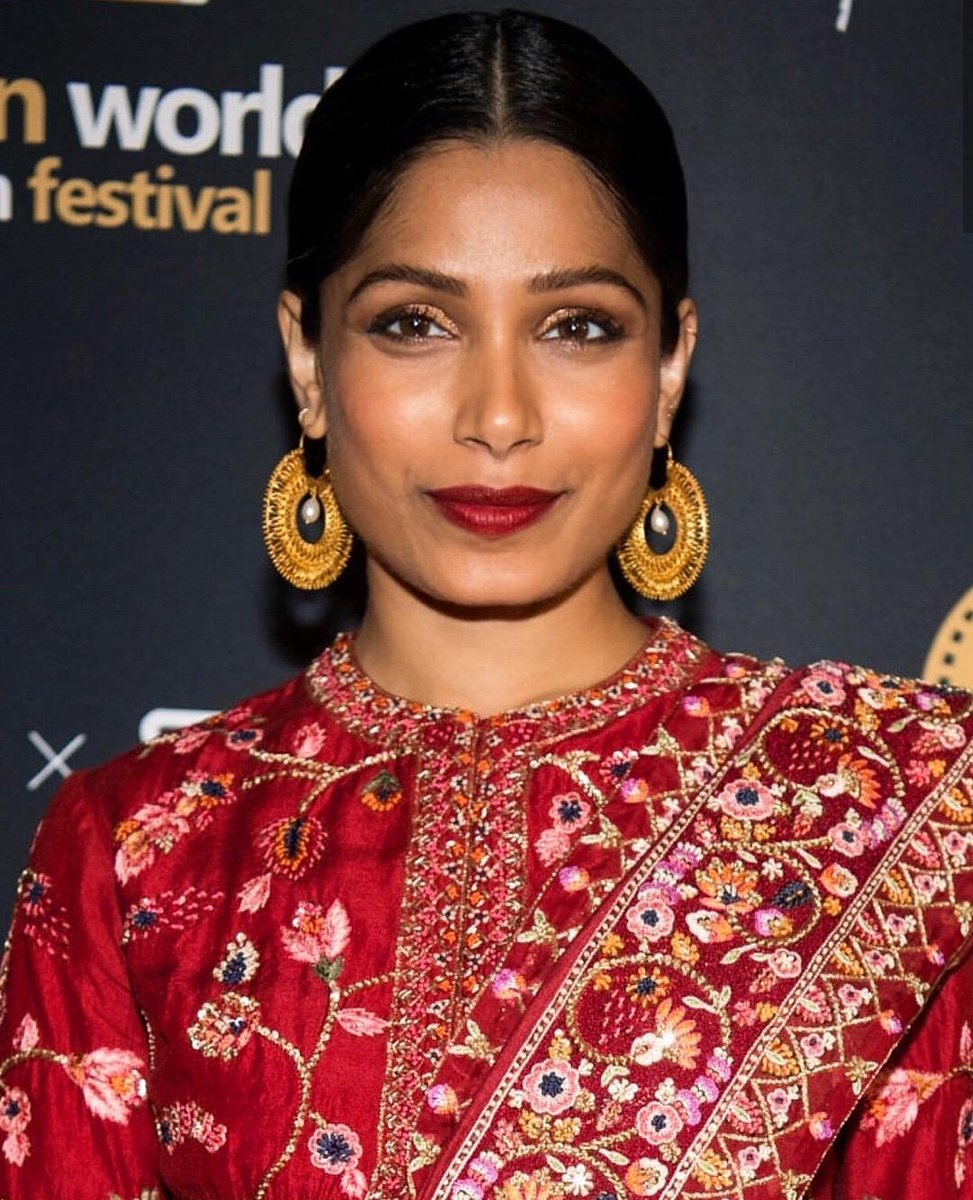 Glamour_Expo's tweet photo. @BecauseImFreida looked beautiful in these statement earrings from @amrapalijewels at @asianworldff

#TimesGlamour #IndiasLargestJewelleryExhibition #FreidaPinto #AmrapaliJewels #asianworldfilmfestival #awff2018 https://t.co/yuEdDmEAIQ