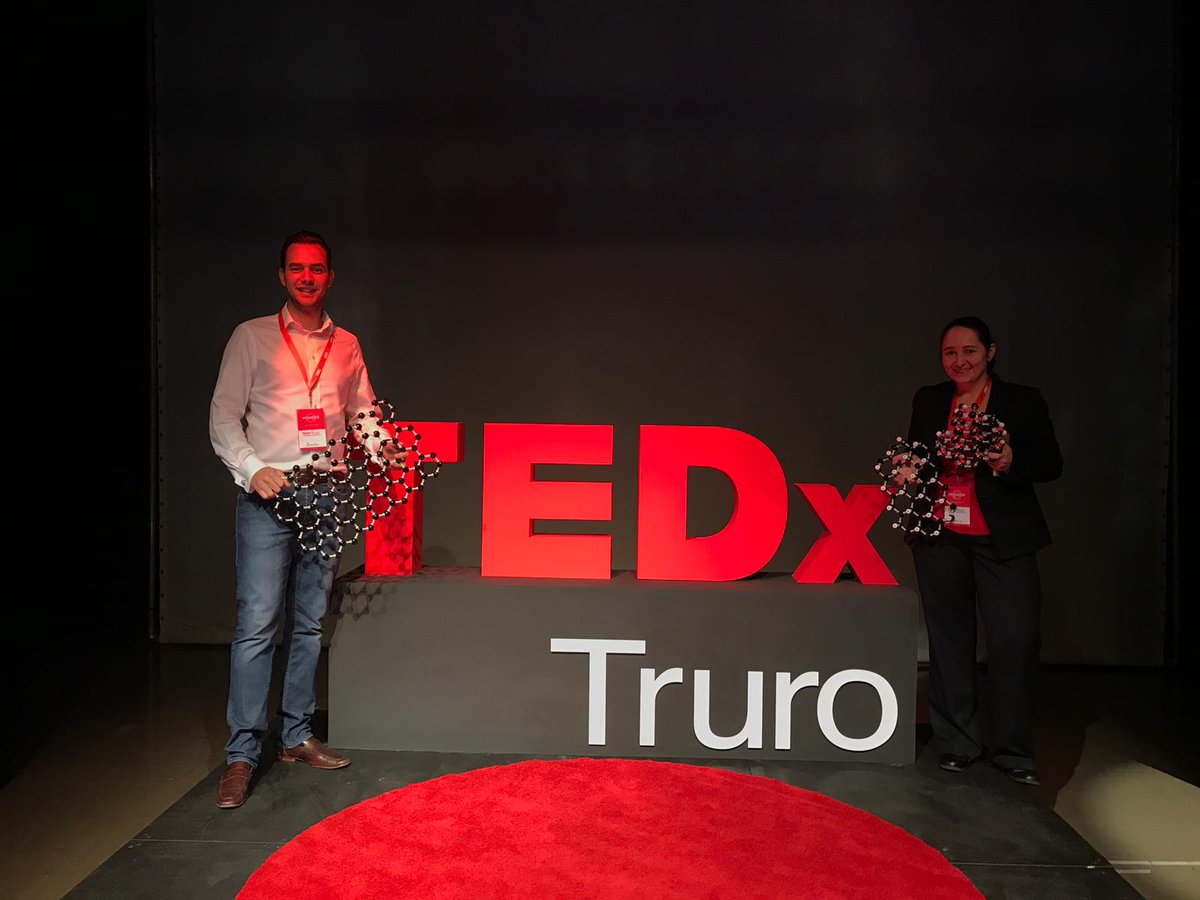 UofE_Research's tweet photo. RT @MCraciunLab: We are here in Truro with @DimitarODimov ready for #TEDxTruro #Wonder. And so are also our #graphene #graphexeter and other #2dmaterials. @MCraciunLab @russo_lab @UofE_Research @ExeterDoctoral @UoE_Physics @EngExeter https://t.co/g41lPo7sca