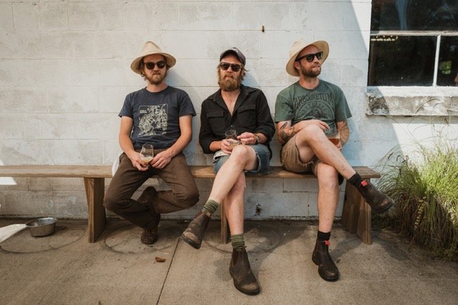 bronsonprod's tweet photo. @brotherspontiak will be back at BRONSON!
sul palco con @woodenshjips per un double bill imperdibile!
13 marzo 2019
https://t.co/ipy9SNIDyP https://t.co/EAysFIZ49G