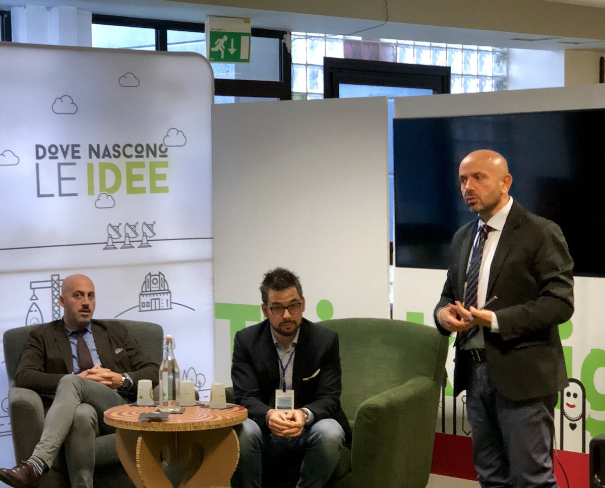 cdobasilicata's tweet photo. È in corso il Lab sull’Innovazione coordinato da @GerardoGraziano insieme all’intervento di Guido Alberti, Sistema Finestra, T3 Basilicata, Camera di Commercio della Basilicata e PIDMed
#Expandere2018 #innovazione #fareimpresaalsud #sviluppo #imprese https://t.co/c1wfpAhPOG