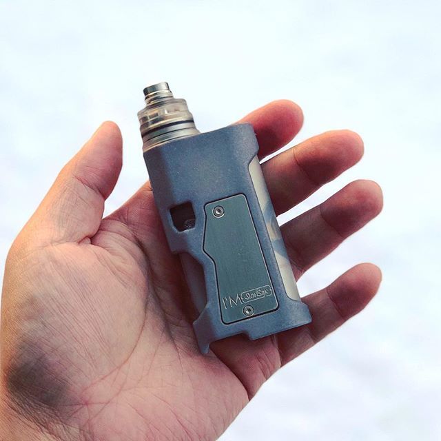 MedamaNoOyajiJP's tweet image. Solo Over
.
#gameover #sunbox #infinitymods #solorda #deemods #jmktips
––––––––––––––––––––––––––––––
#vape #vapeporn #vape4you #handcheck #vapesquonk #squonkporn #squonkersparadise #bottomfeeder #squonker #vape愛 #ベイプ愛 #今日もvapeが美味い #電子タバコ ift.tt/2O6bjDR