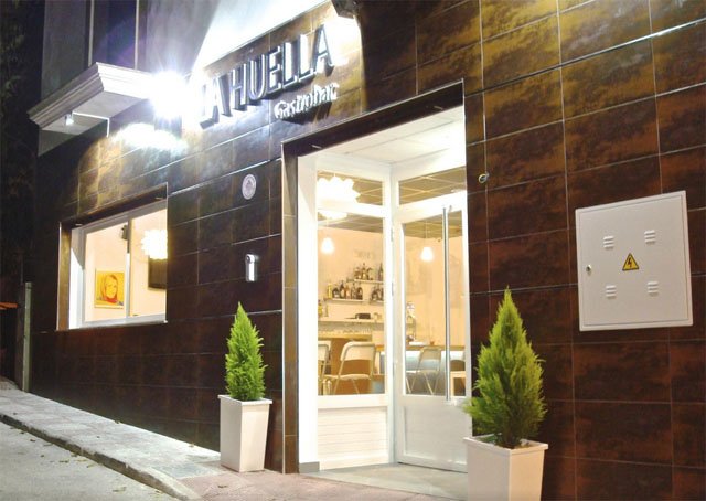 1916 Gourmet tweet media