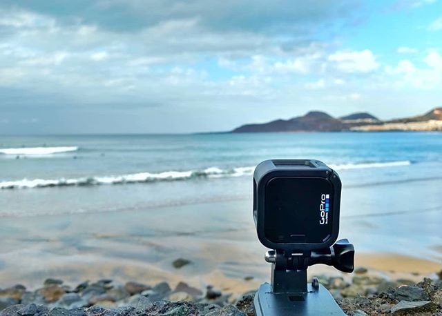 SigmundQuadros's tweet photo. Thank You @chatpatidiary & @akkimak for this wonderful gift. The GoPro has been hard at work capturing the North Atlantic Ocean 1 frame every 2 seconds.
Footage shall be up soon.
#SoundGuyForLife #TurnsOutVideoGuyToo #GranCanaria #Spain #Travel #Tourli… https://t.co/R5AxSkurFy https://t.co/KINfnZNkyQ