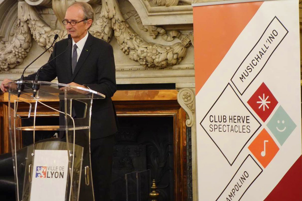 Plus de 200 personnes ont assisté à la table ronde du 23 octobre : Musique et Entreprises, comment un art peut contribuer à la cohésion des équipes ?
Un grand merci aux intervenants <a href="/thierryroche19/">thierry roche</a> (<a href="/atelier_roche/">Atelier Roche</a>), <a href="/yannicklecoanet/">lecoanet</a> (<a href="/leroymerlinfr/">Leroy Merlin</a>) et <a href="/S_Audinovski/">Sylvain Audinovski</a>. <a href="/villedelyon/">Ville de Lyon</a>