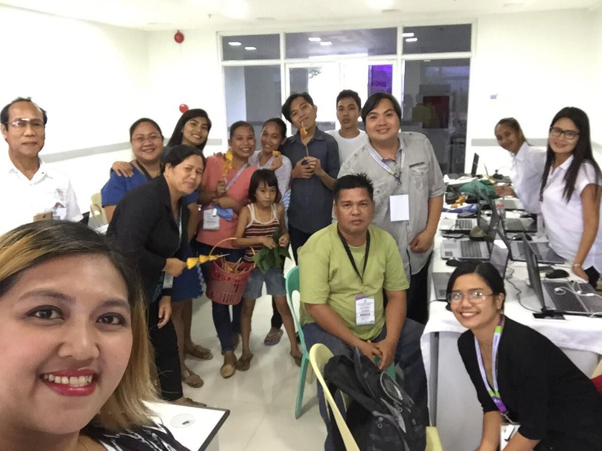AnochePau's tweet photo. Today is the 15th Day out of 21 Day Campaign!
Having the passion to continue on what we have started since day 1.

#DigitalPh
#RuralImpactSourcing
#RISTTCadiz https://t.co/oJTQi6SCU0