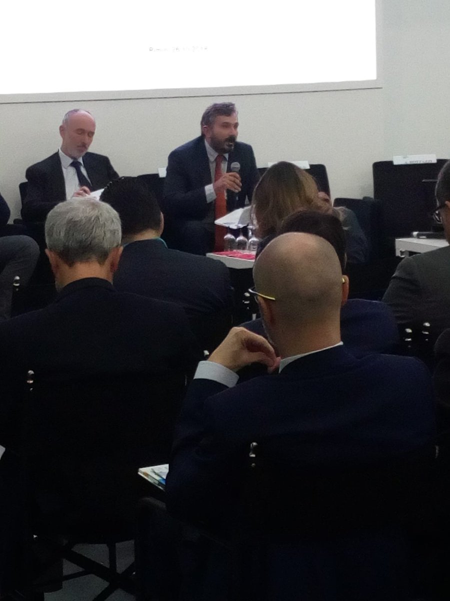 AssTrasporti's tweet photo. ASSTRA al convegno @rivista_Autobus "Tpl elettrico. Ora"  a #Ibe2018: la transazione verso il sistema del #bus #elettrico va affrontata con intelligenza considerando la #sostenibilità #economico#finanziaria. Il rischio è quello di perdere una grande opportunità @r_sommariva https://t.co/HImLnrmYdB