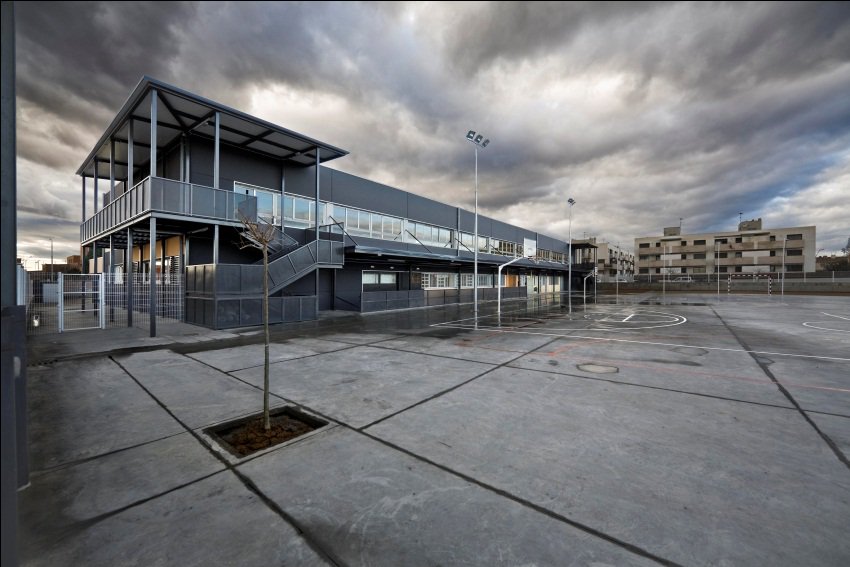 avantmanager_ES's tweet image. Si volviéramos a ser pequeños e ir a la escuela… ¡sin dudarlo iríamos a ésta!
Magnífica creación arquitectónica de nuestros clientes @PROAco donde combinan espacio y diseño.
#clientesmolones #clientesAM