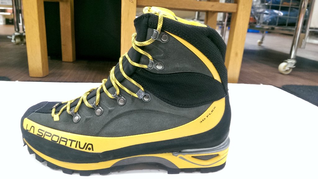 石井スポーツ公式 登山 アウトドア Pa Twitter スポルティバ 登山靴 ドランゴ アルプ Evo Gtx メンズ 49 500 税 重量725g Eu42片足 ハードな縦走や テント泊にも耐えうるソールの硬さをもち フィット感抜群のマウンテンブーツが 一部サイズ再