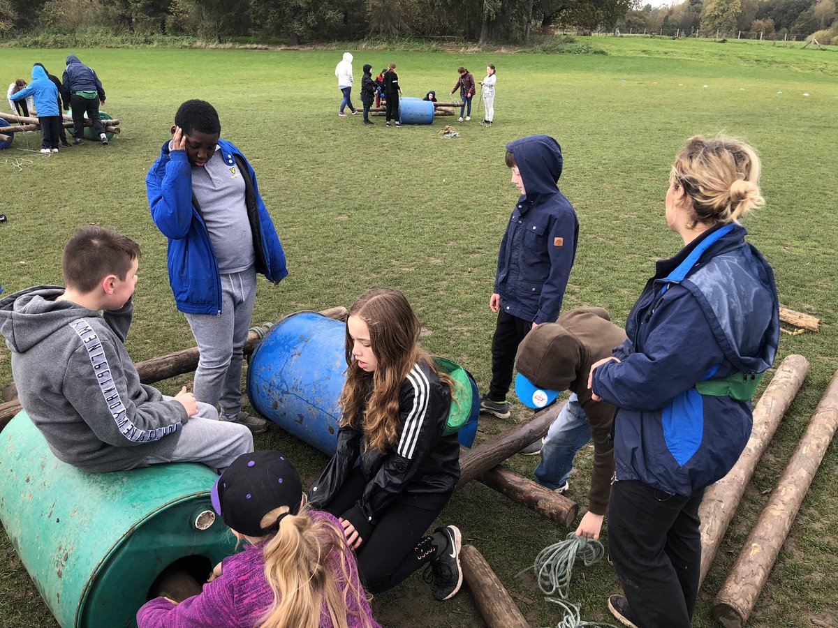 WMPrimaryPE's tweet photo. Our last activity of the trip is buggy building! #CondoverDragons π https://t.co/XnhAAohfK5