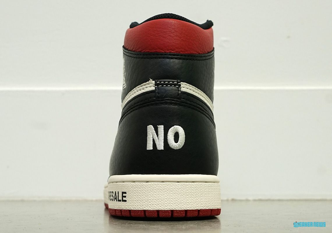 SneakerNews's tweet photo. Rock, stock, or flip? 😏
https://t.co/F65GxmN8mh https://t.co/cRfdBbHOkA