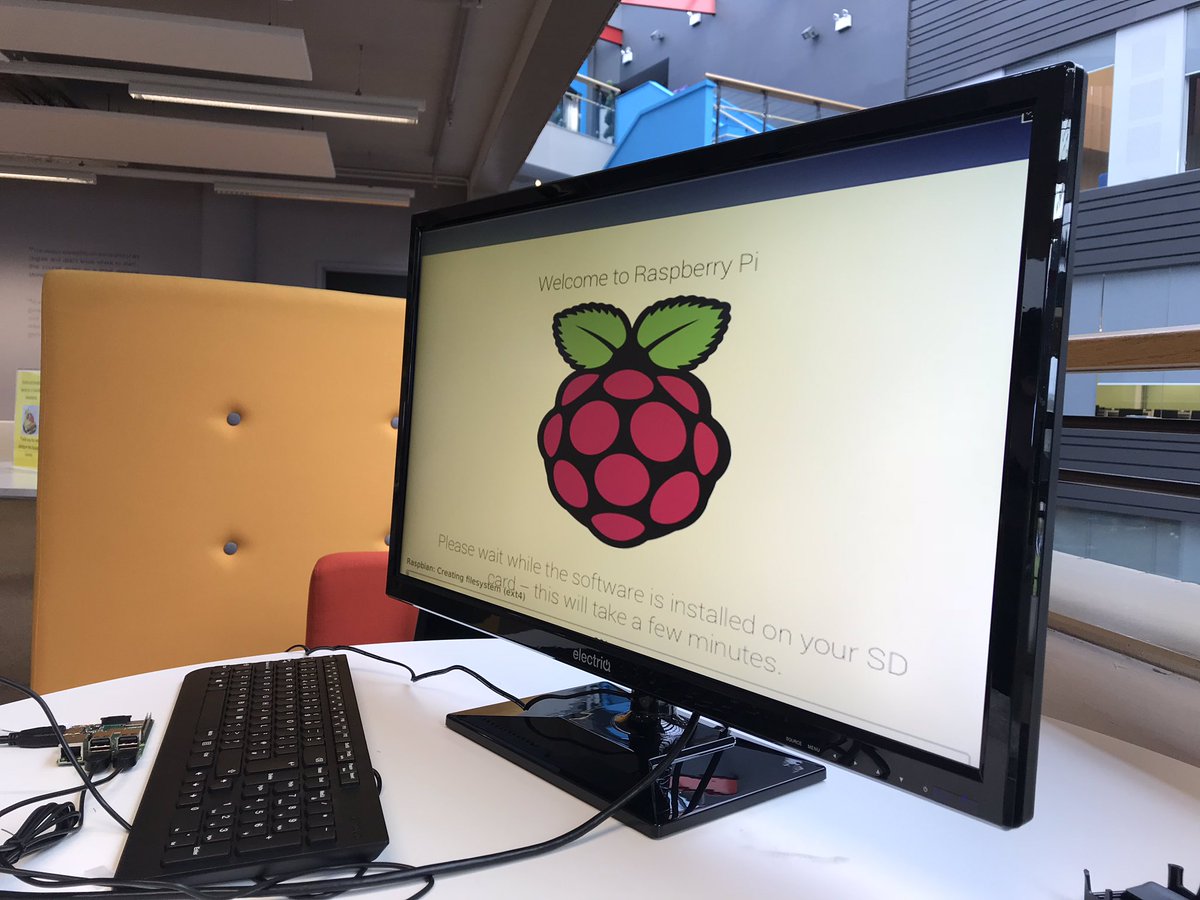 MJacksonJones's tweet image. First project, trialing our @Raspberry_Pi sets! 
Love it! 😁😁
@TELCAVC @CAVC 
#tech #teachingwithtech #developspace #developers
