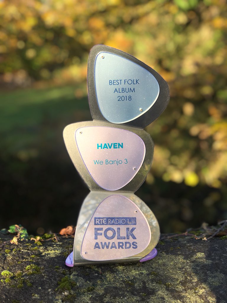 WeBanjo3's tweet photo. Honoured to accept the award for Best Folk Album at the inaugural @RTERadio1 Folk Awards for Haven.
Stellar evening, congrats to everyone who performed, all the nominees and winners. 
Irish folk music was the biggest winner of all. #RTEFolkAwards https://t.co/8fvYWULozx