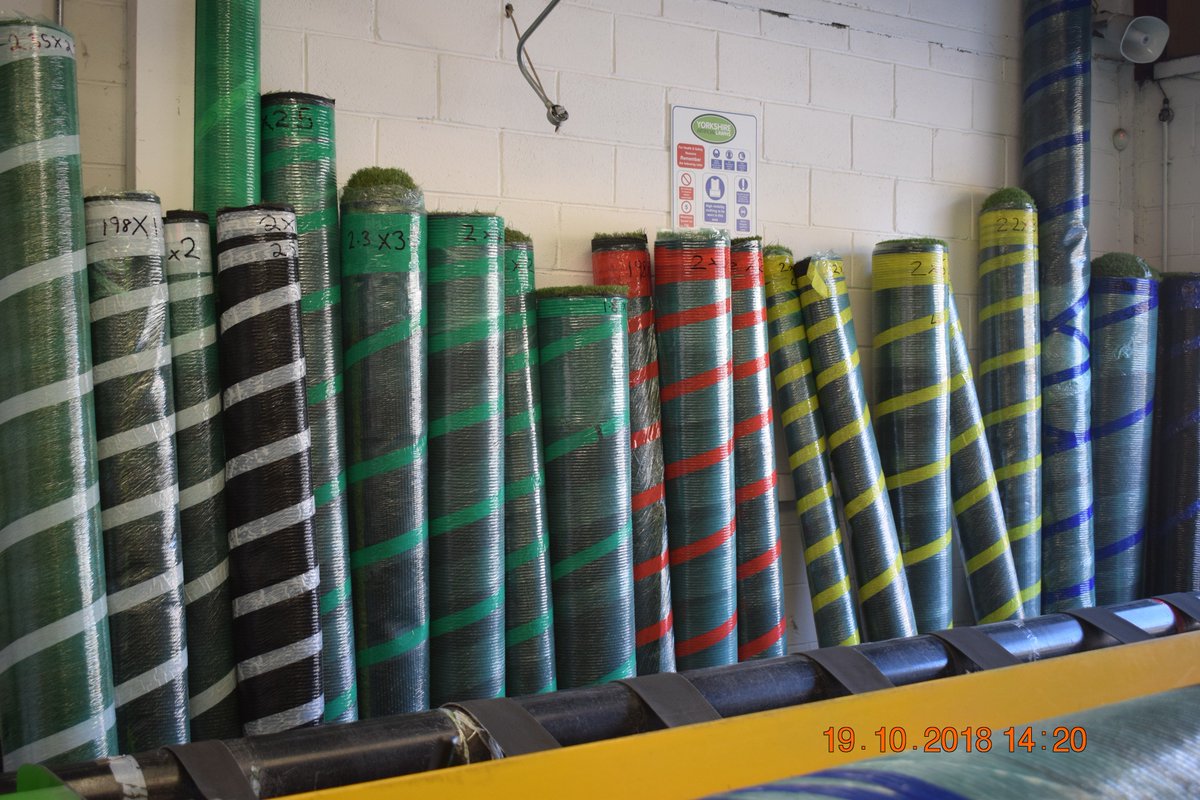 ShopGrass's tweet photo. Starting this weekend, £5.99 per SQM (Including VAT) on our top grasses, including 35mm, 38mm AND 40mm!

We are open tomorrow at our Huddersfield head office/showroom. 😃 #FeelGoodFriday #FridayFeeling #Friyay #Yorkshire https://t.co/gqVs8tj5iG