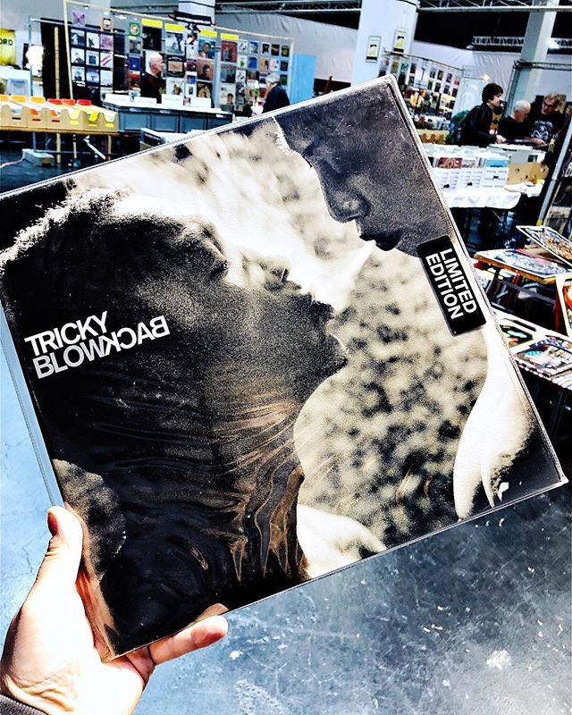 _TheVinylDaily_'s tweet photo. Tricky: Blowback. Nice catch at the Vinyl Festival in Linz... in mint condition! 💪
-
-
-
-
#vinyl #vinyldaily #vinyls #record #recordcollection #music #musik #schallplatte #vinyljunkie #vinyllove #instamusic #picoftheday #nowspinning #nowplaying #lov… https://t.co/afBx1E3tw0 https://t.co/CaqC43BYWe