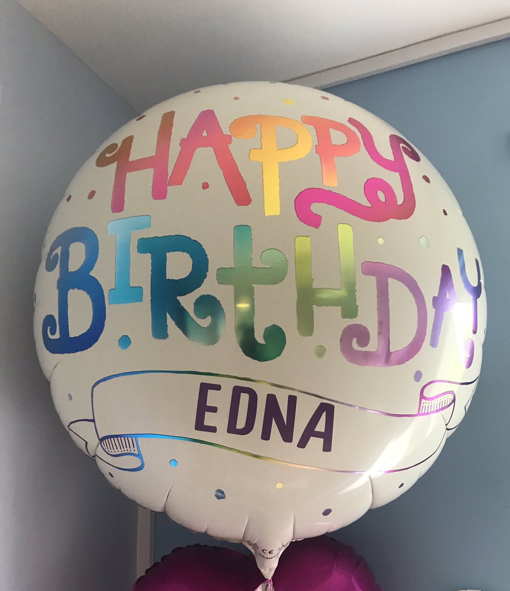 Lovely spooky early morning start with <a href="/heidi_tombling/">Heidi Tombling</a> and the team at Tudor Court <a href="/RochdaleCO_NHS/">Rochdale Care Organisation</a> some great stuff going on 👍🏼