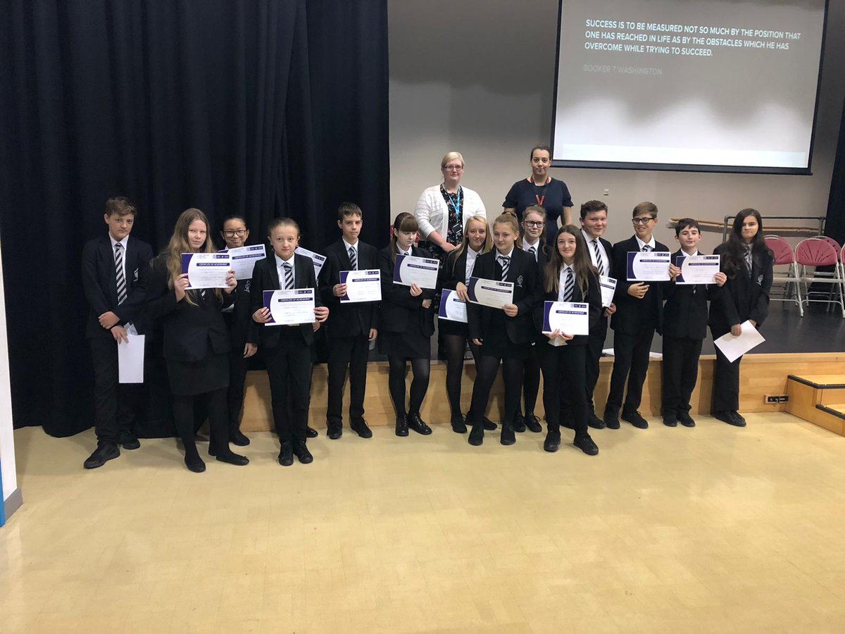 LlanwernhighIT's tweet image. Year 9 receiving their Digital Technology certificates of achievement for outstanding work on their eportfolios. Da Iawn! @Llanwern_High @ehyde_miss @MHepworthIT #digitalpresentation #takingpride #celebratingsuccess