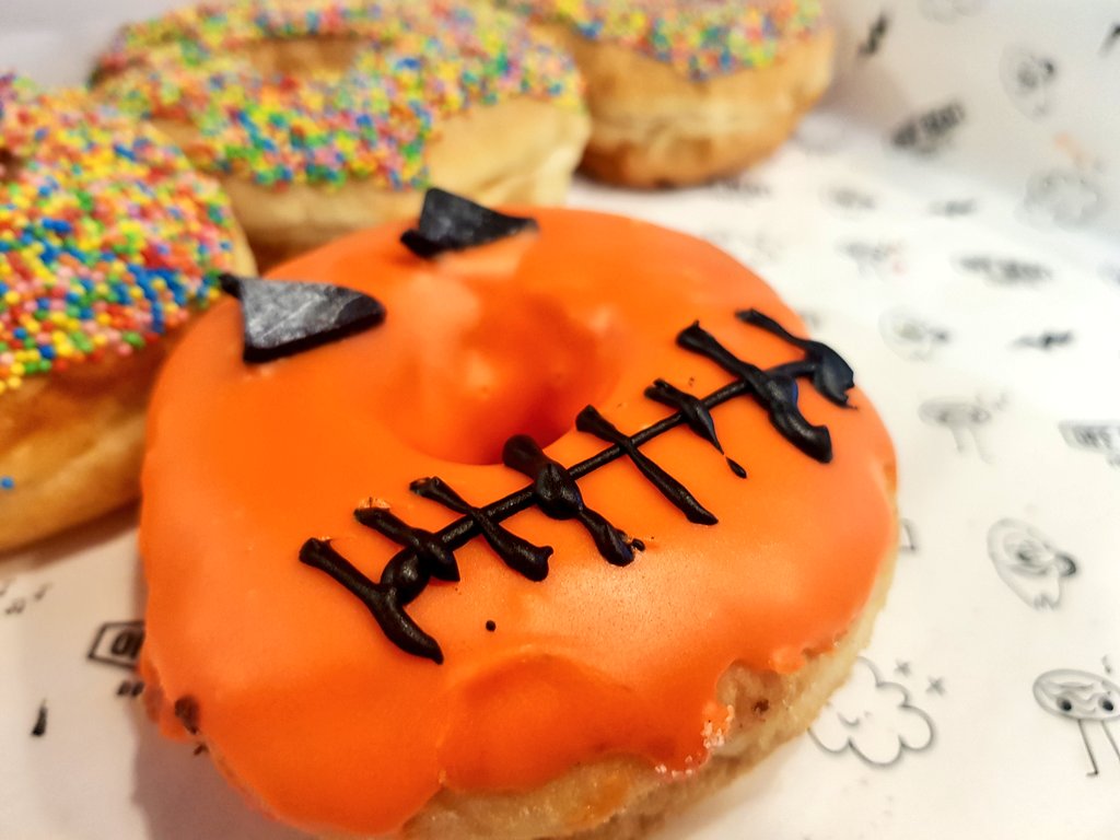 DavidPollardIRL's tweet photo. It's #CaptFest, all our @StartupWeekDub captains are here to keep the crazy momentum going! 30+ curated events!
First point of action: donuts!
#StartupWeekDub https://t.co/Kr097ZSYBL
